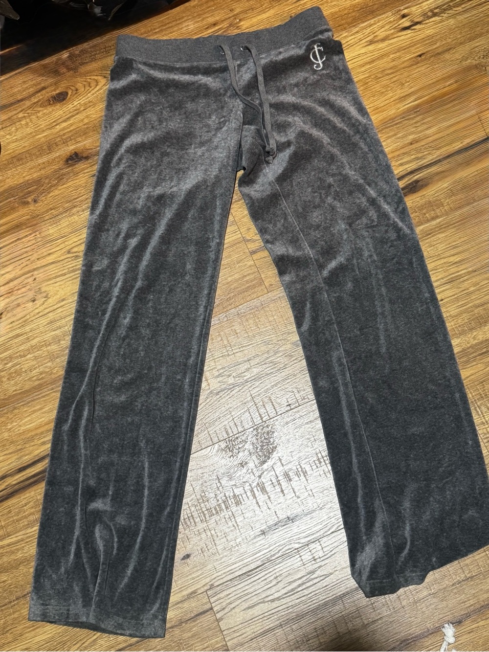 Juicy Couture Charcoal Gray Velour Women’s  I Sweatpants